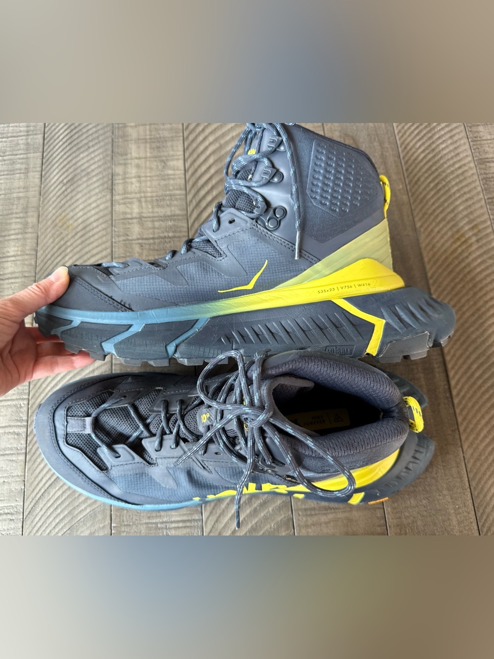 Hoka One One TenNine GTX Trail Hiking Boot - Shoes Women’s Size 10 B - Picture 8 of 16
